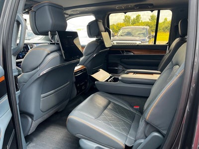 2022 Jeep Grand Wagoneer Series III