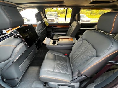 2022 Jeep Grand Wagoneer Series III