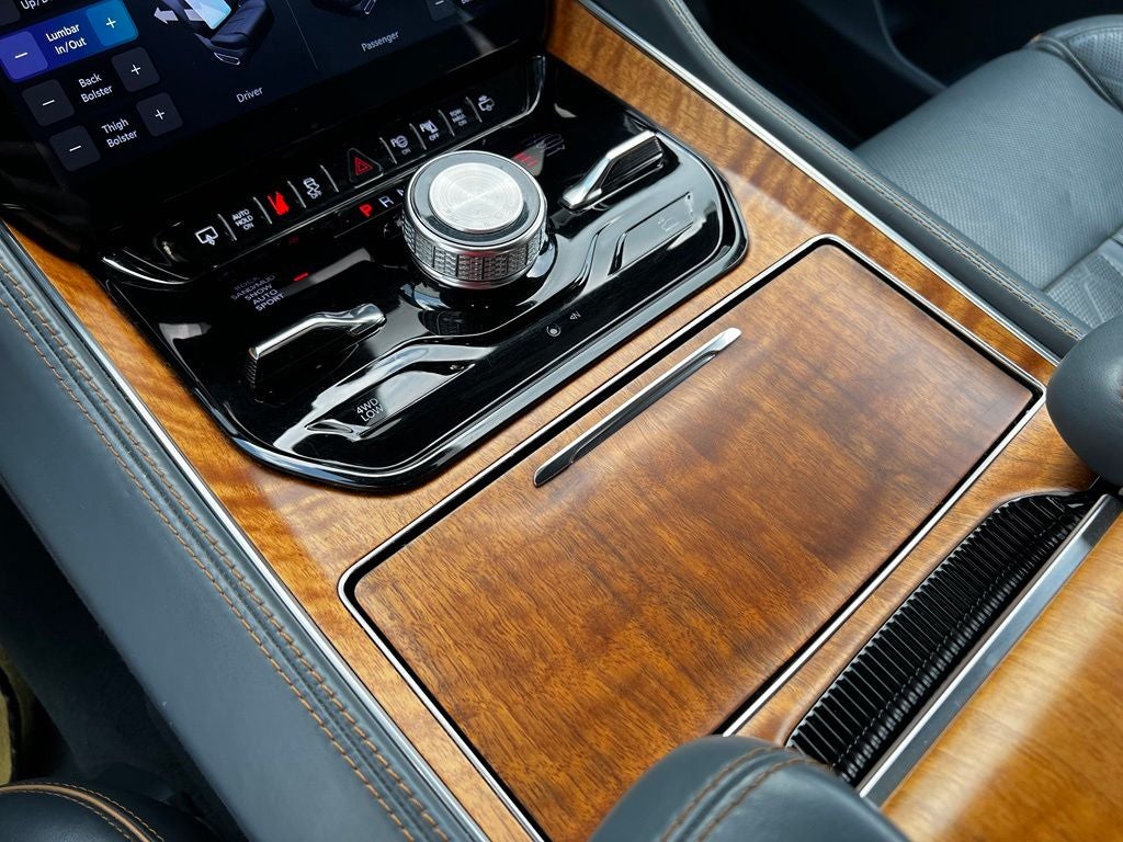 2022 Jeep Grand Wagoneer Series III