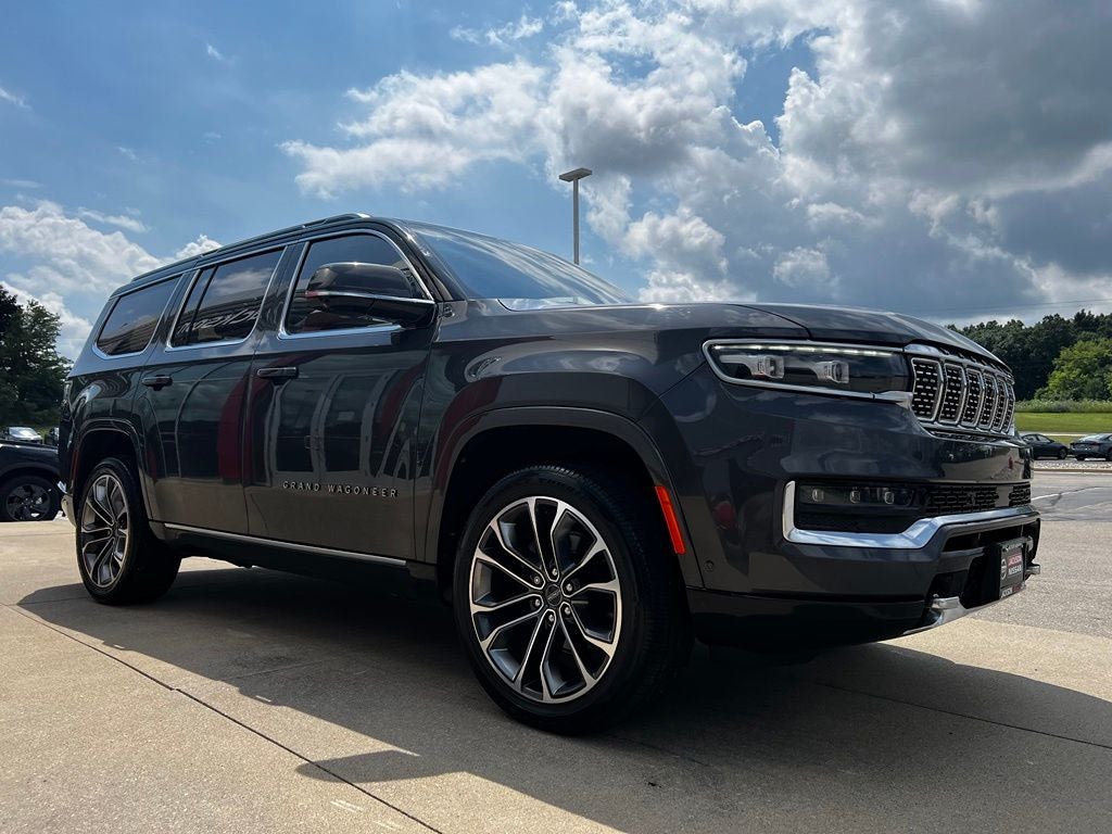 2022 Jeep Grand Wagoneer Series III