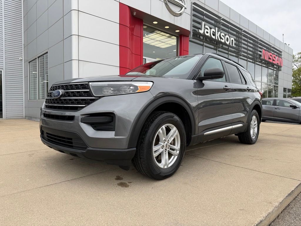 2021 Ford Explorer XLT 4WD's photo