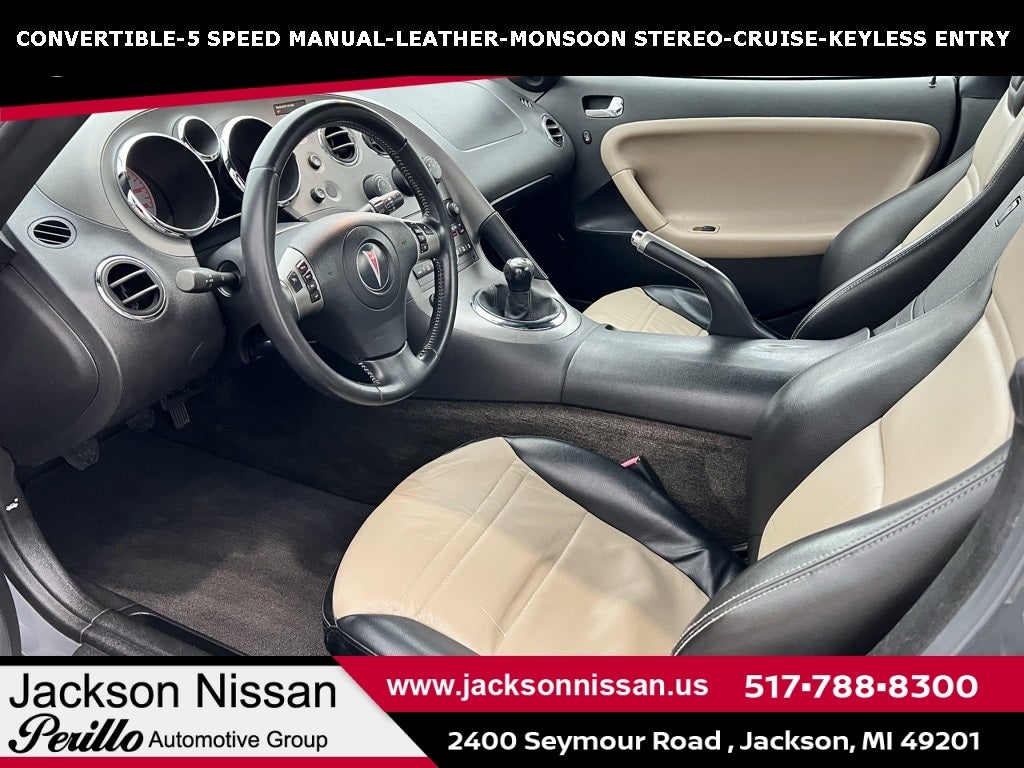 2008 Pontiac Solstice Base