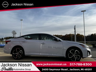 2025 Nissan Altima SR