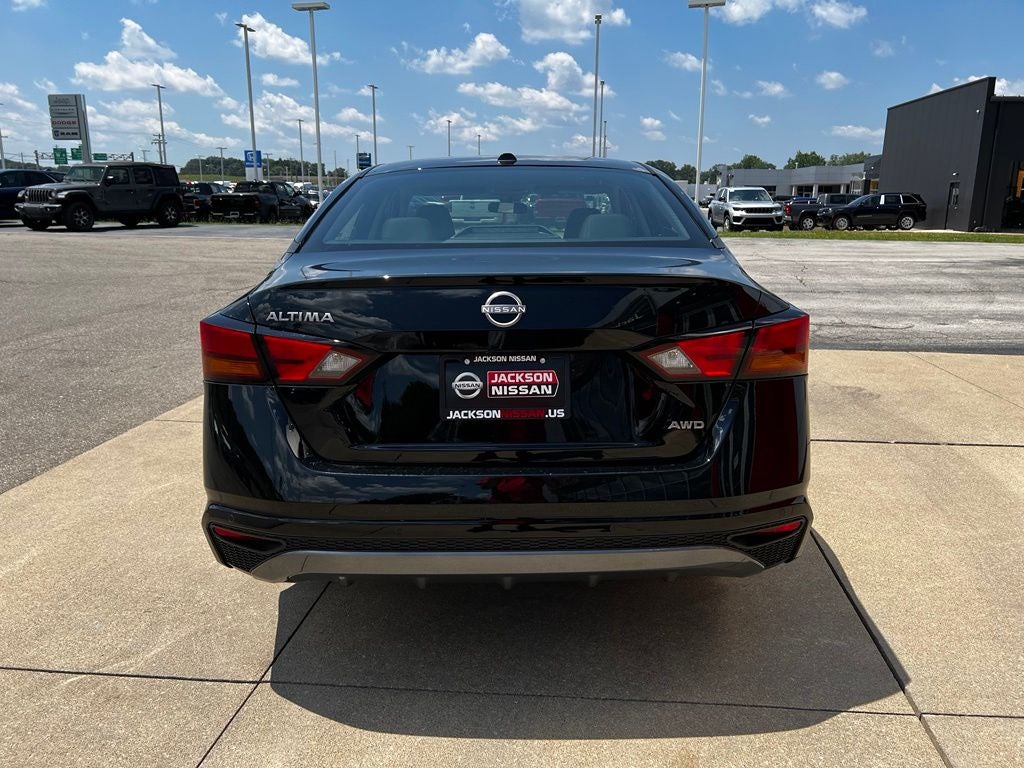 2026 Nissan Altima SV