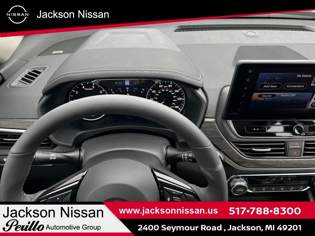 2025 Nissan Altima SL