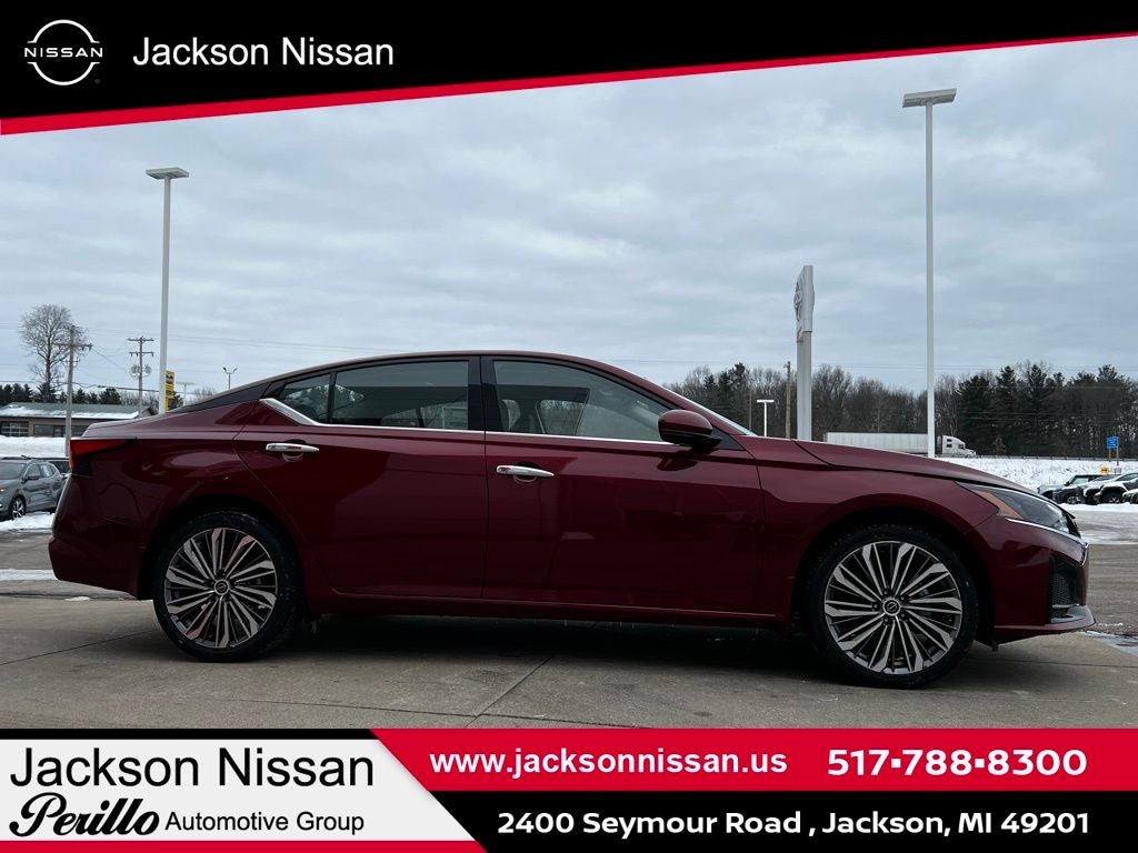 2025 Nissan Altima SL