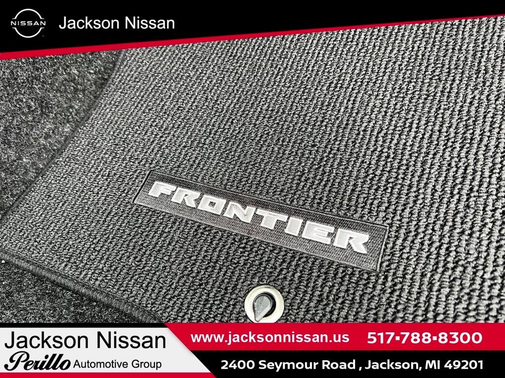 2026 Nissan Frontier Crew Cab SV