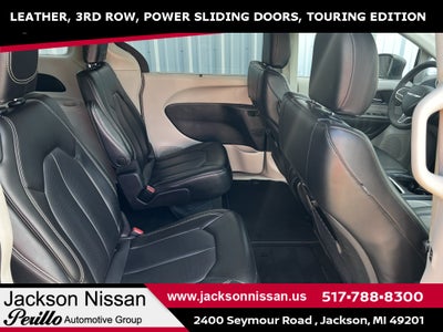 2023 Chrysler Pacifica Touring L TOURING L