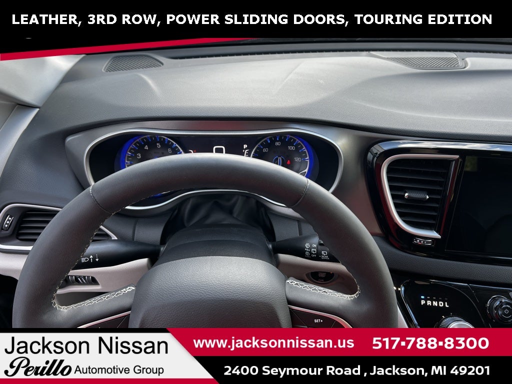 2023 Chrysler Pacifica Touring L TOURING L