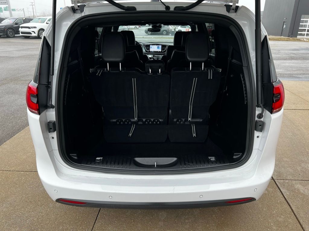 2025 Chrysler Pacifica Limited