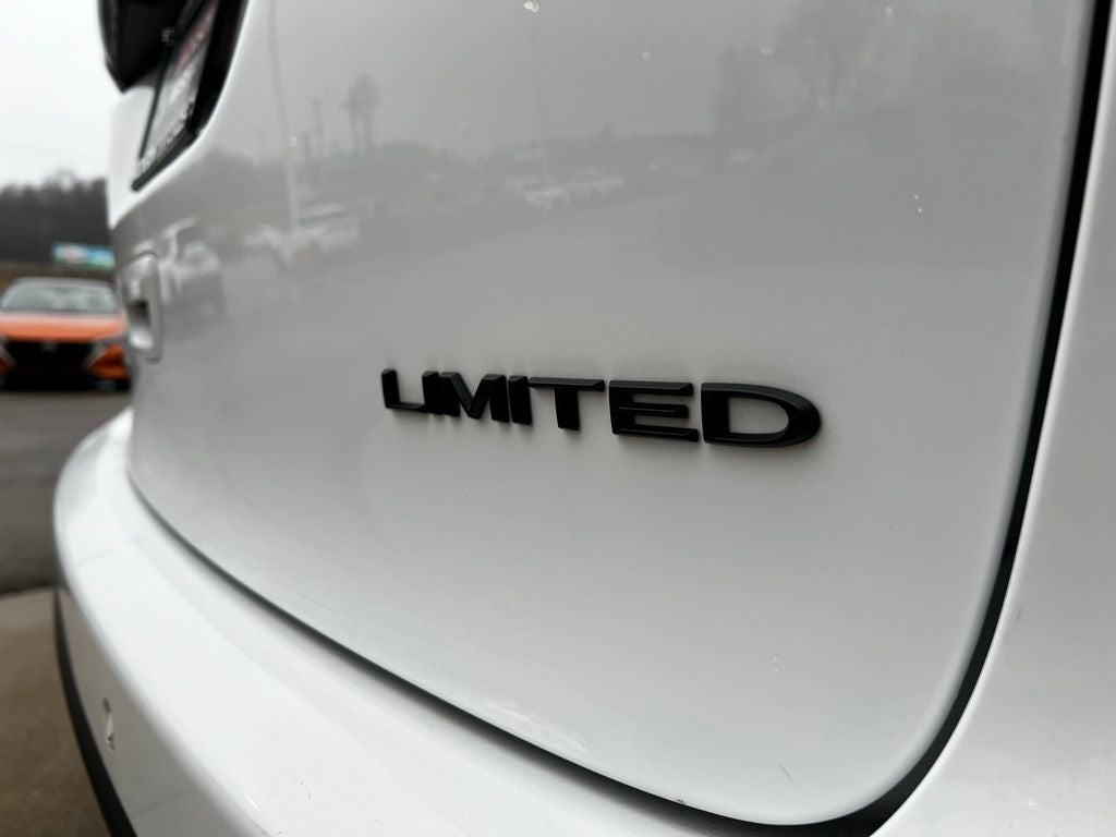 2025 Chrysler Pacifica Limited