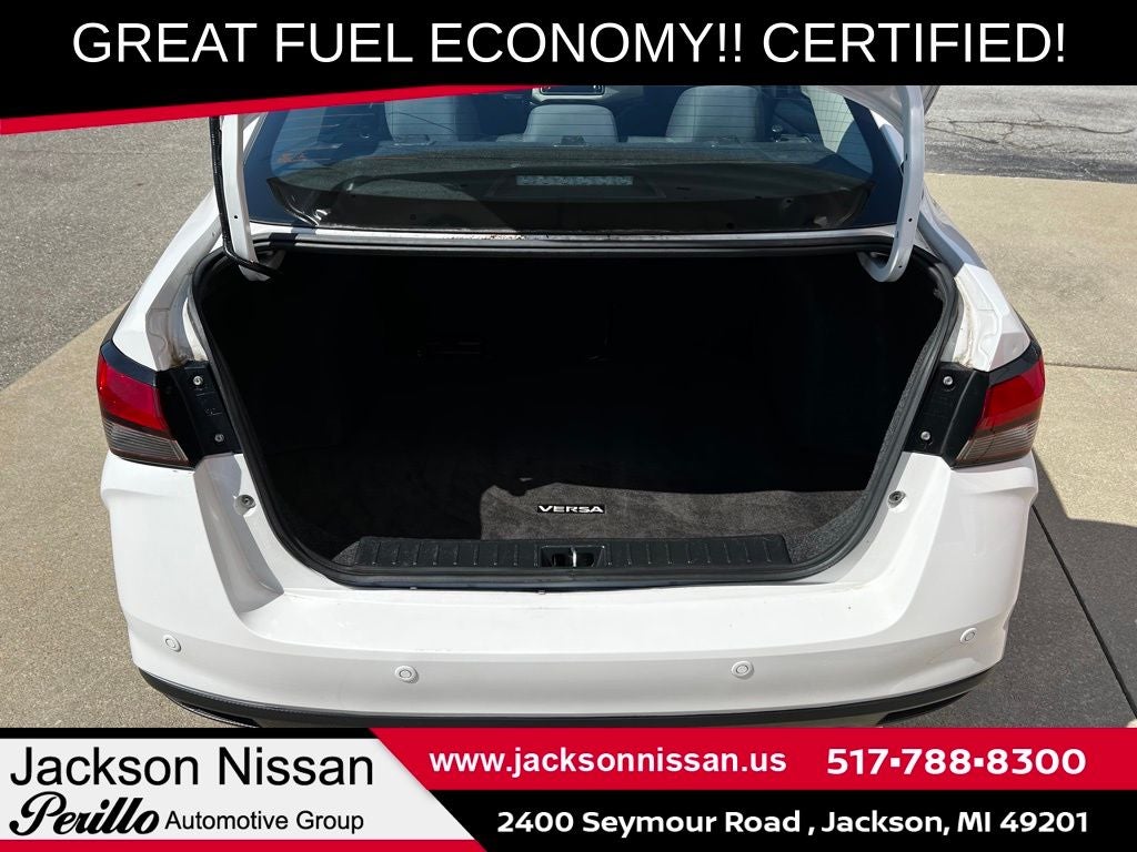 2021 Nissan Versa SV