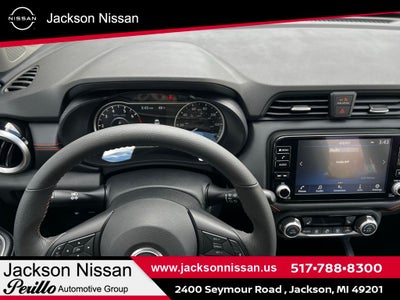 2025 Nissan Versa 1.6 SR