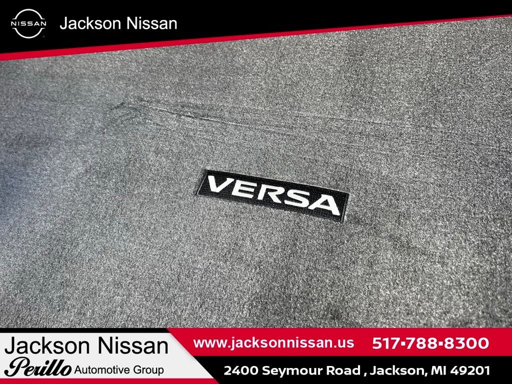2025 Nissan Versa 1.6 SR
