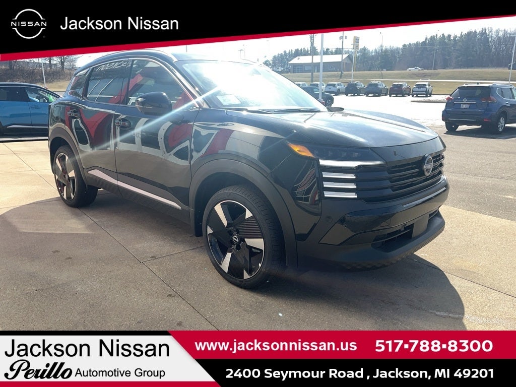 2025 Nissan Kicks SR AWD