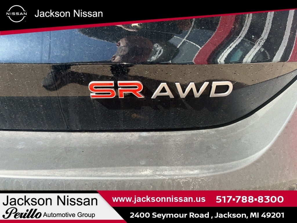 2025 Nissan Kicks SR AWD