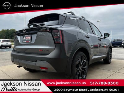 2026 Nissan Kicks SR