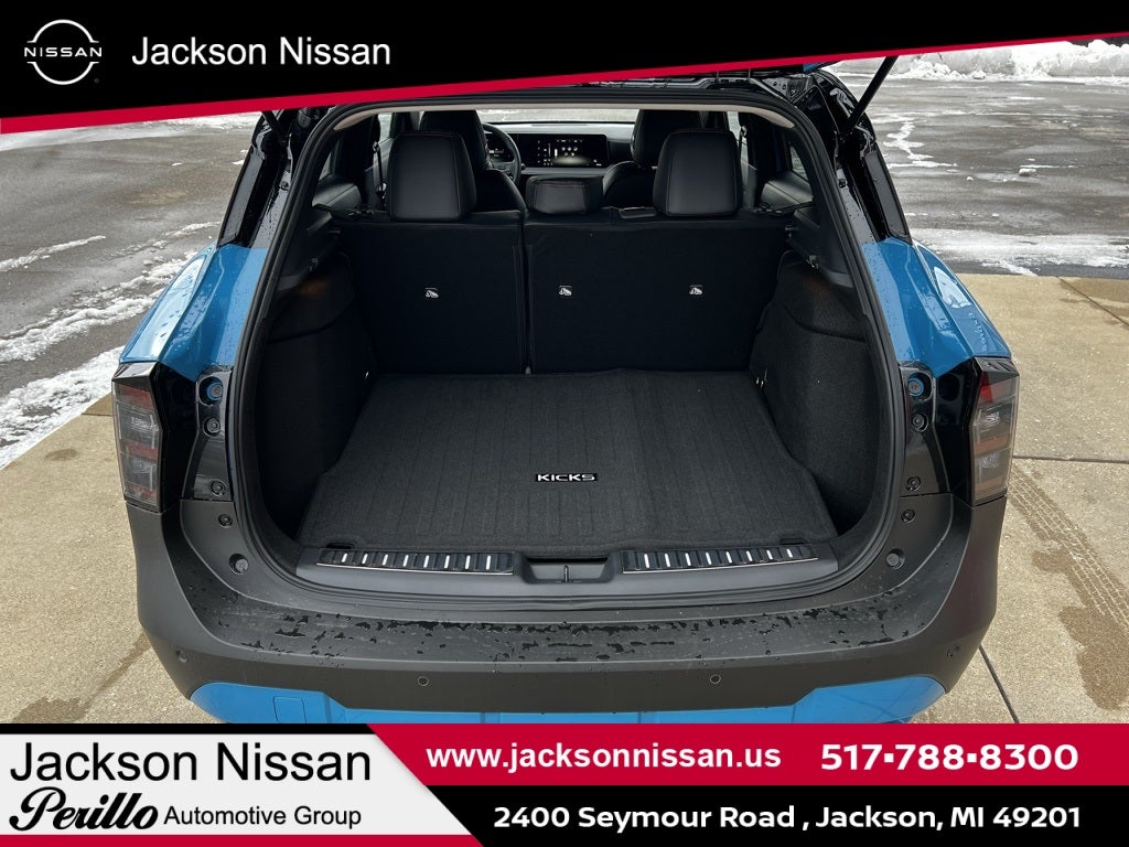 2026 Nissan Kicks SR