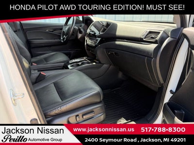 2022 Honda Pilot Touring 7 Passenger