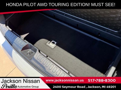 2022 Honda Pilot Touring 7 Passenger
