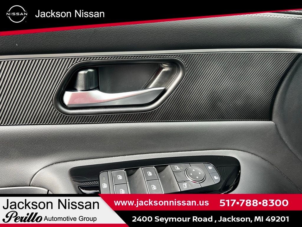 2025 Nissan Murano SV