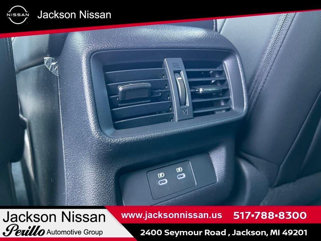 2025 Nissan Murano SL AWD