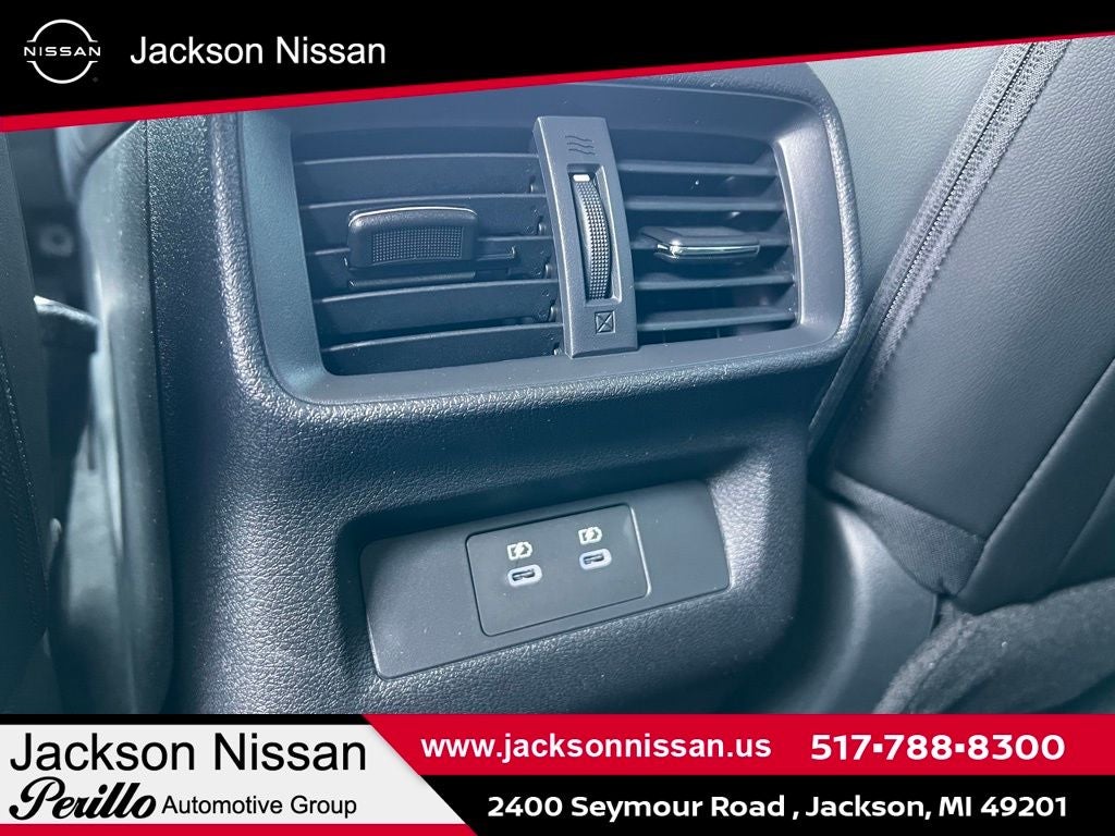 2025 Nissan Murano SL AWD