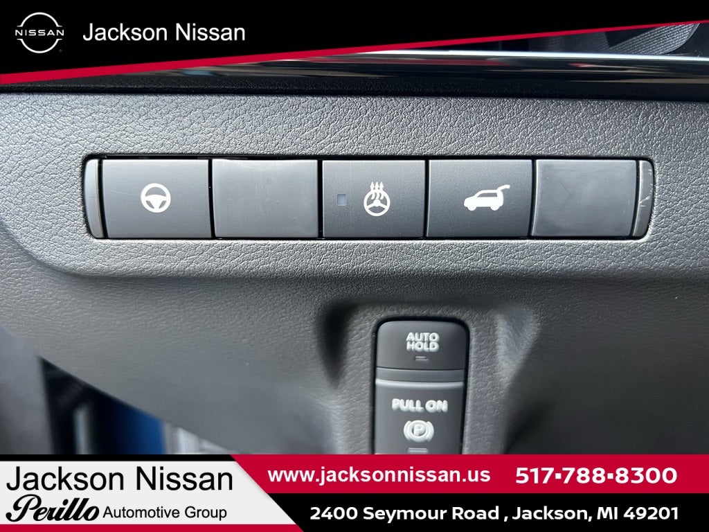 2025 Nissan Murano SL