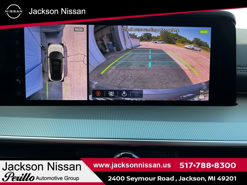 2025 Nissan Murano SL