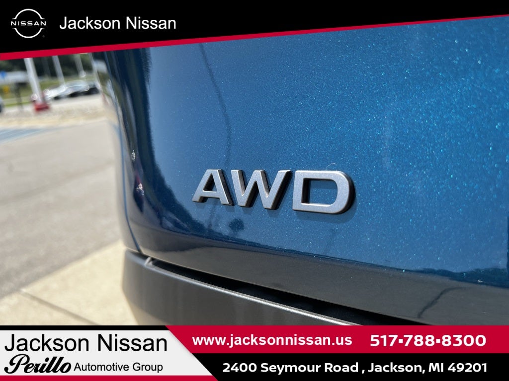 2025 Nissan Murano SL