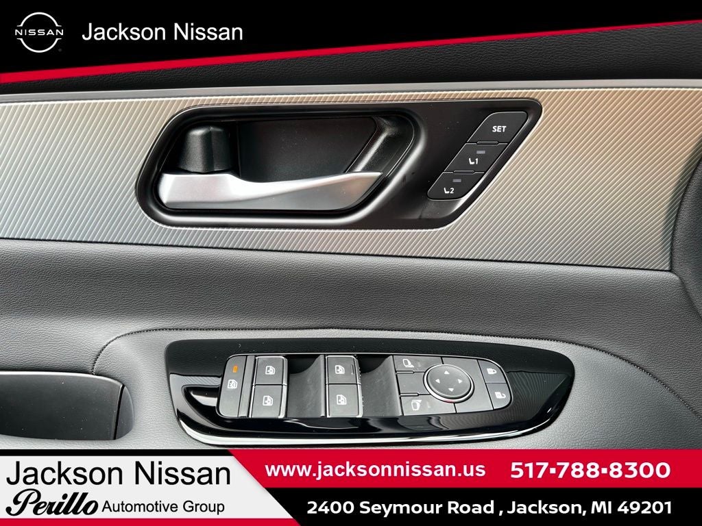 2025 Nissan Murano SL AWD