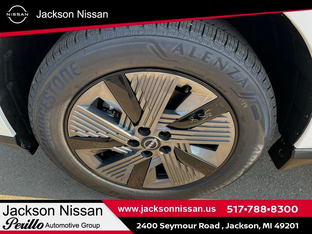 2025 Nissan Murano SL