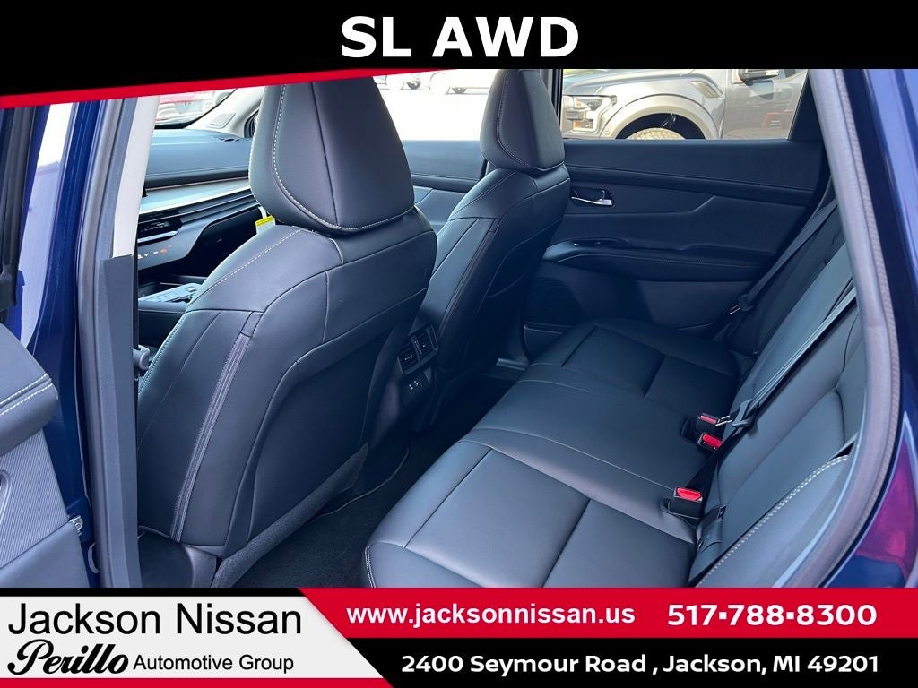 2025 Nissan Murano SL AWD