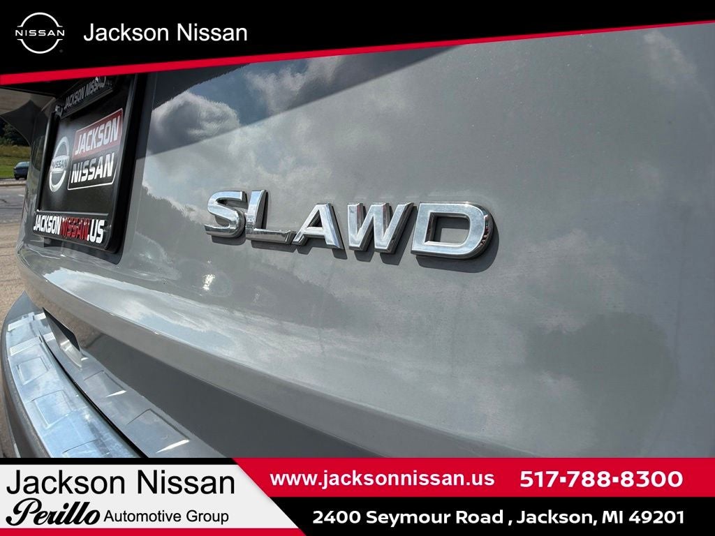 2023 Nissan Rogue SL