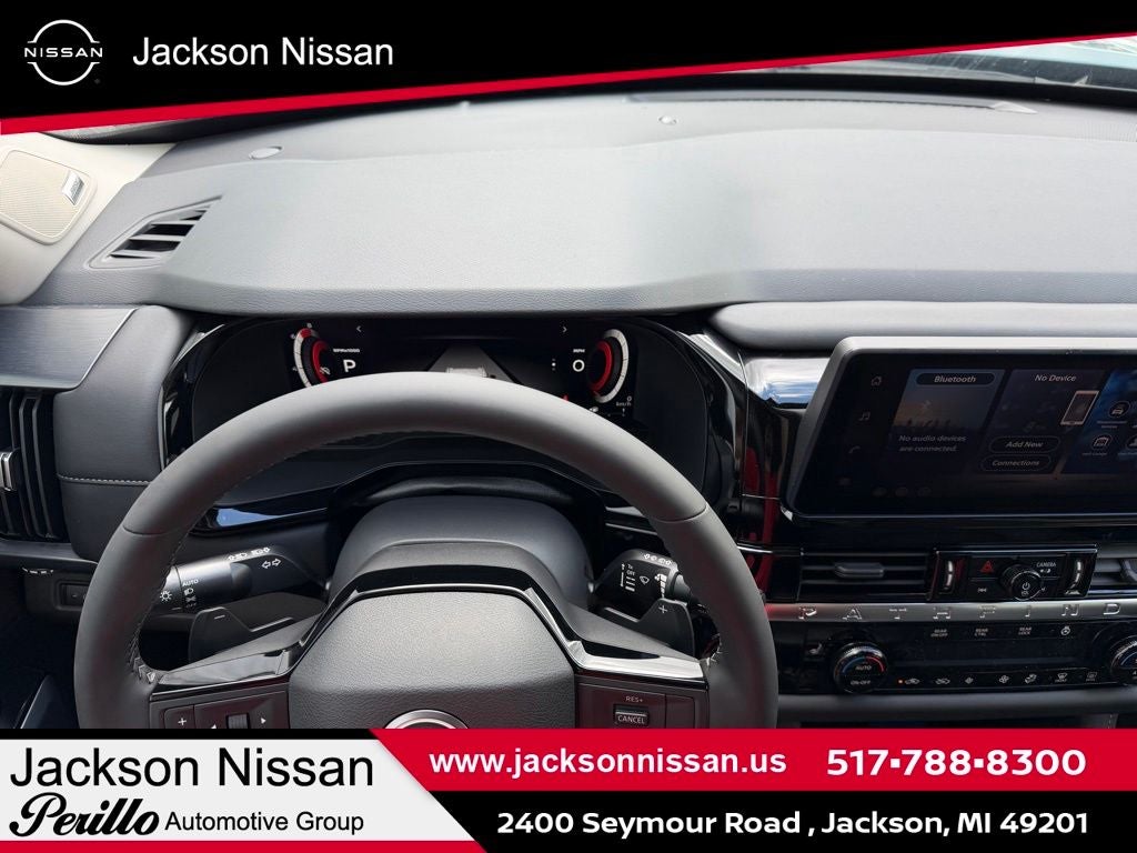 2026 Nissan Pathfinder SL