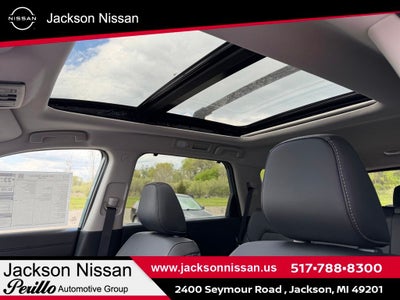 2026 Nissan Pathfinder SL