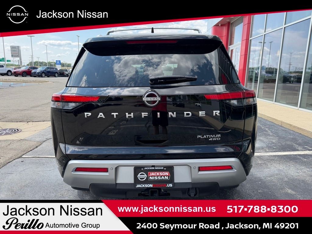 2024 Nissan Pathfinder Platinum
