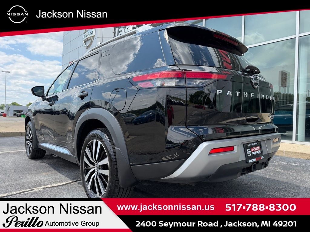 2024 Nissan Pathfinder Platinum