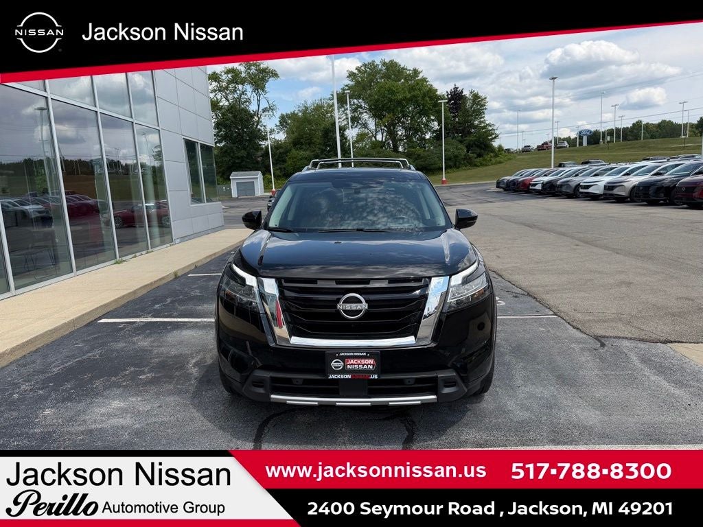 2024 Nissan Pathfinder Platinum