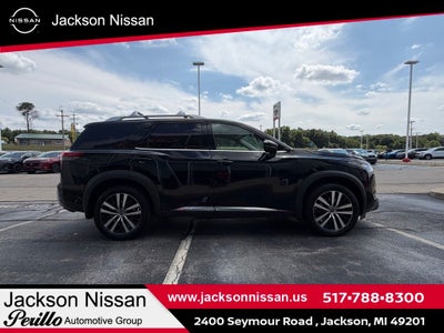 2024 Nissan Pathfinder Platinum
