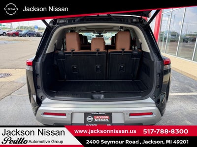 2024 Nissan Pathfinder Platinum