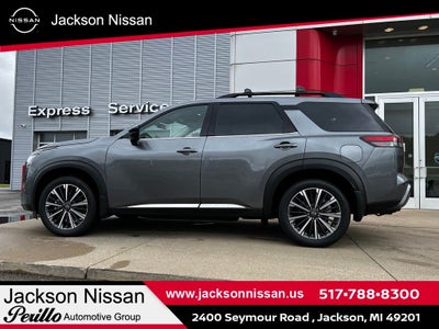 2026 Nissan Pathfinder Platinum