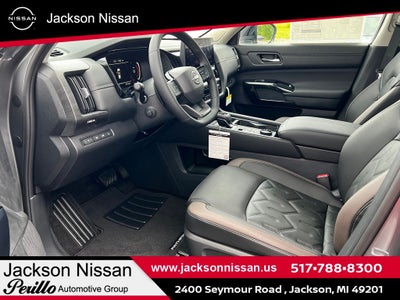 2026 Nissan Pathfinder Platinum