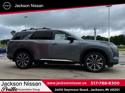 2026 Nissan Pathfinder Platinum