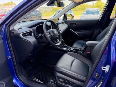 2025 Toyota Corolla Cross XLE
