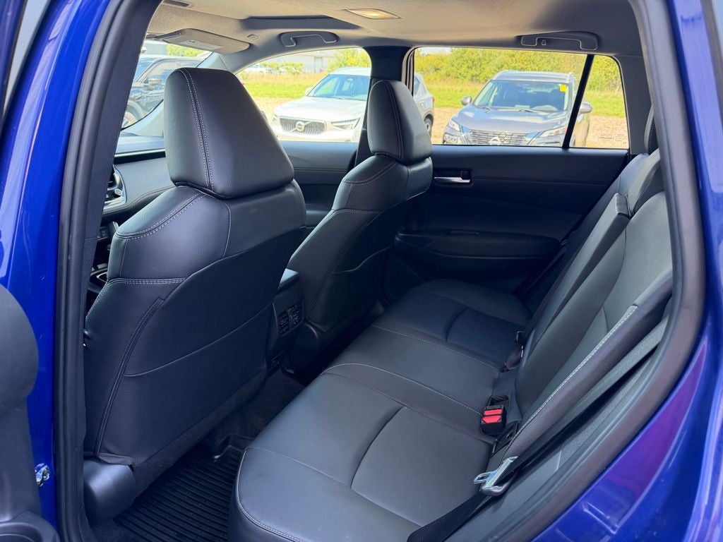 2025 Toyota Corolla Cross XLE