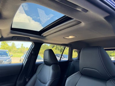 2025 Toyota Corolla Cross XLE