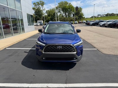 2025 Toyota Corolla Cross XLE