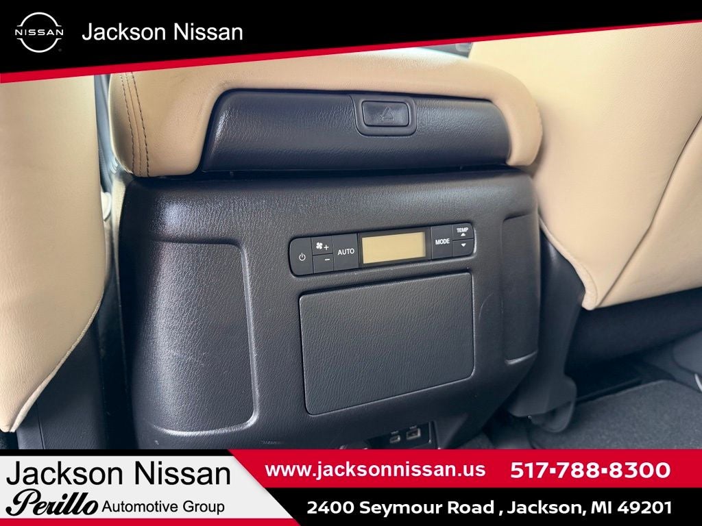 2024 Nissan Armada SV