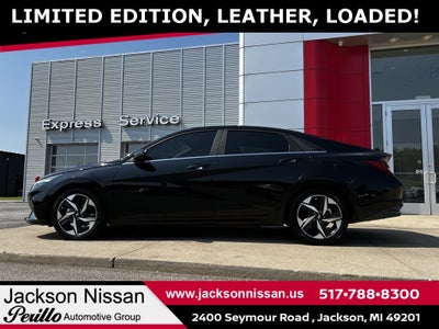 2023 Hyundai Elantra Limited FWD